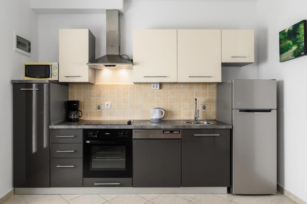 Apartments Wellness Дрене Экстерьер фото